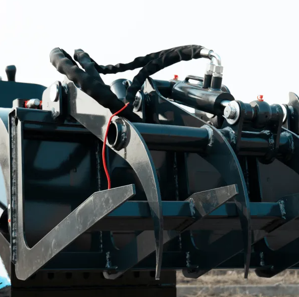 Hydraulic Wood Grabber Attachment Mini Skid Steer TYPHON STOMP X1300 & STOMP 509 2 X1300